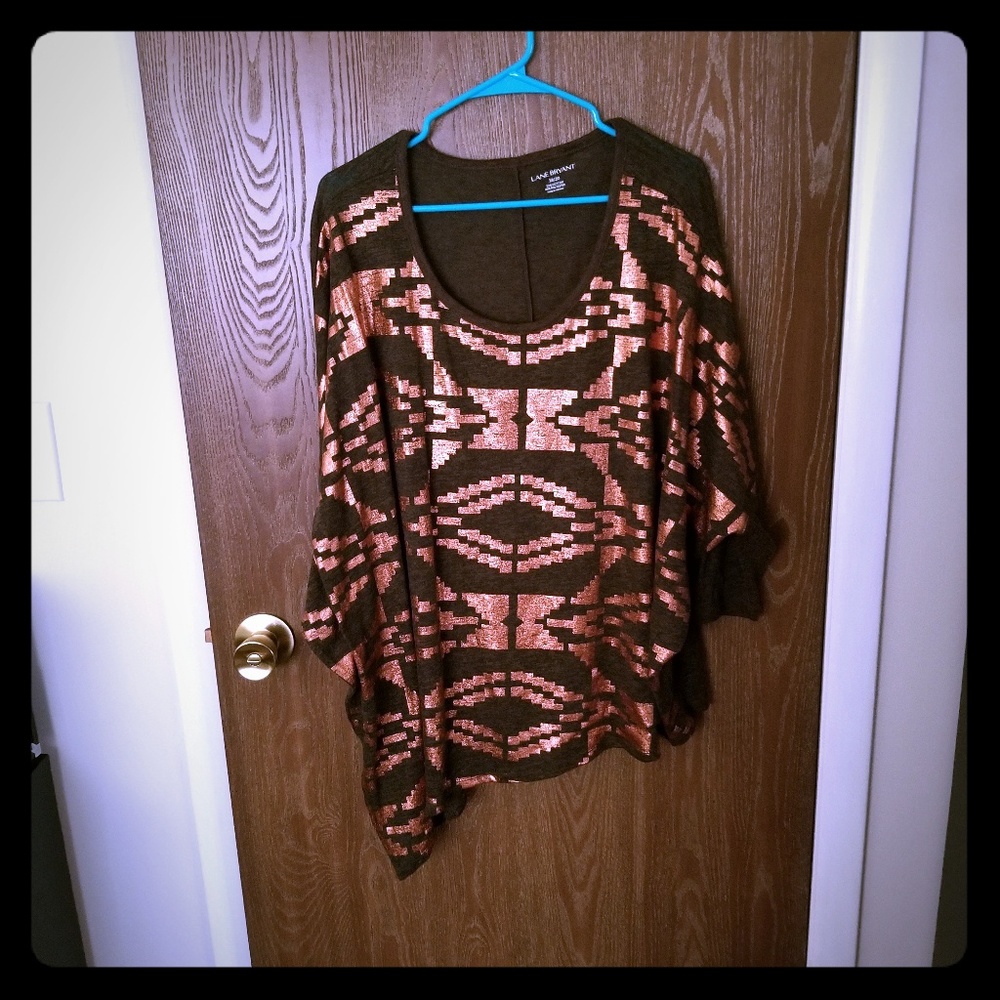 Asymmetrical shirt